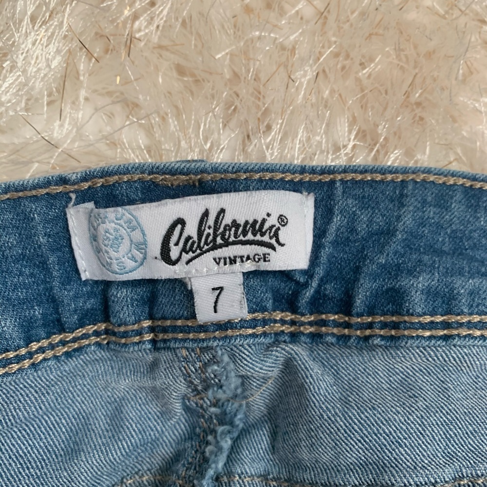 Jeans - Picture 4 of 4